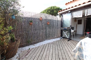 maison-villa à la vente -   83110  SANARY-SUR-MER, surface 48 m2 vente maison-villa - APR675703